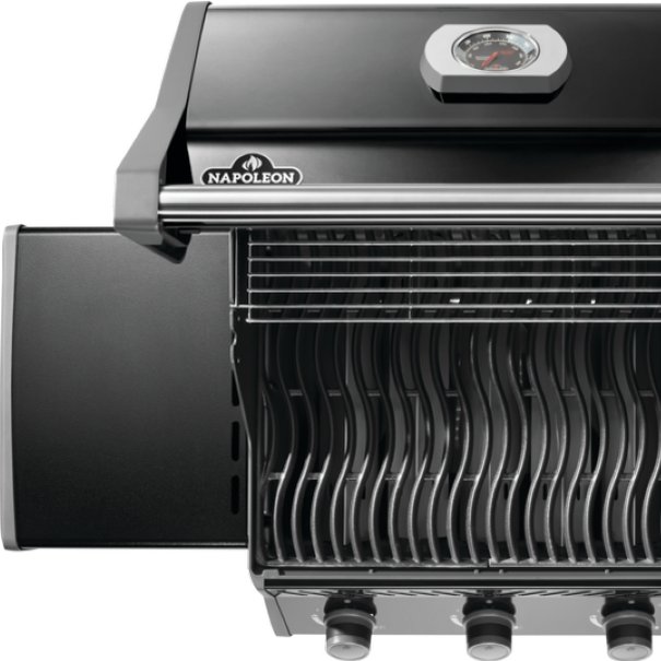 Napoleon Rogue BBQ, R425PK